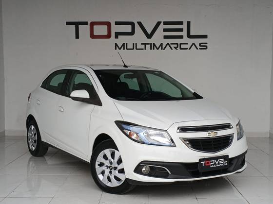 CHEVROLET ONIX 1.4 MPFI LT 8V FLEX 4P MANUAL CHEVROLET ONIX 1.4 MPFI LT 8V FLEX 4P MANUAL